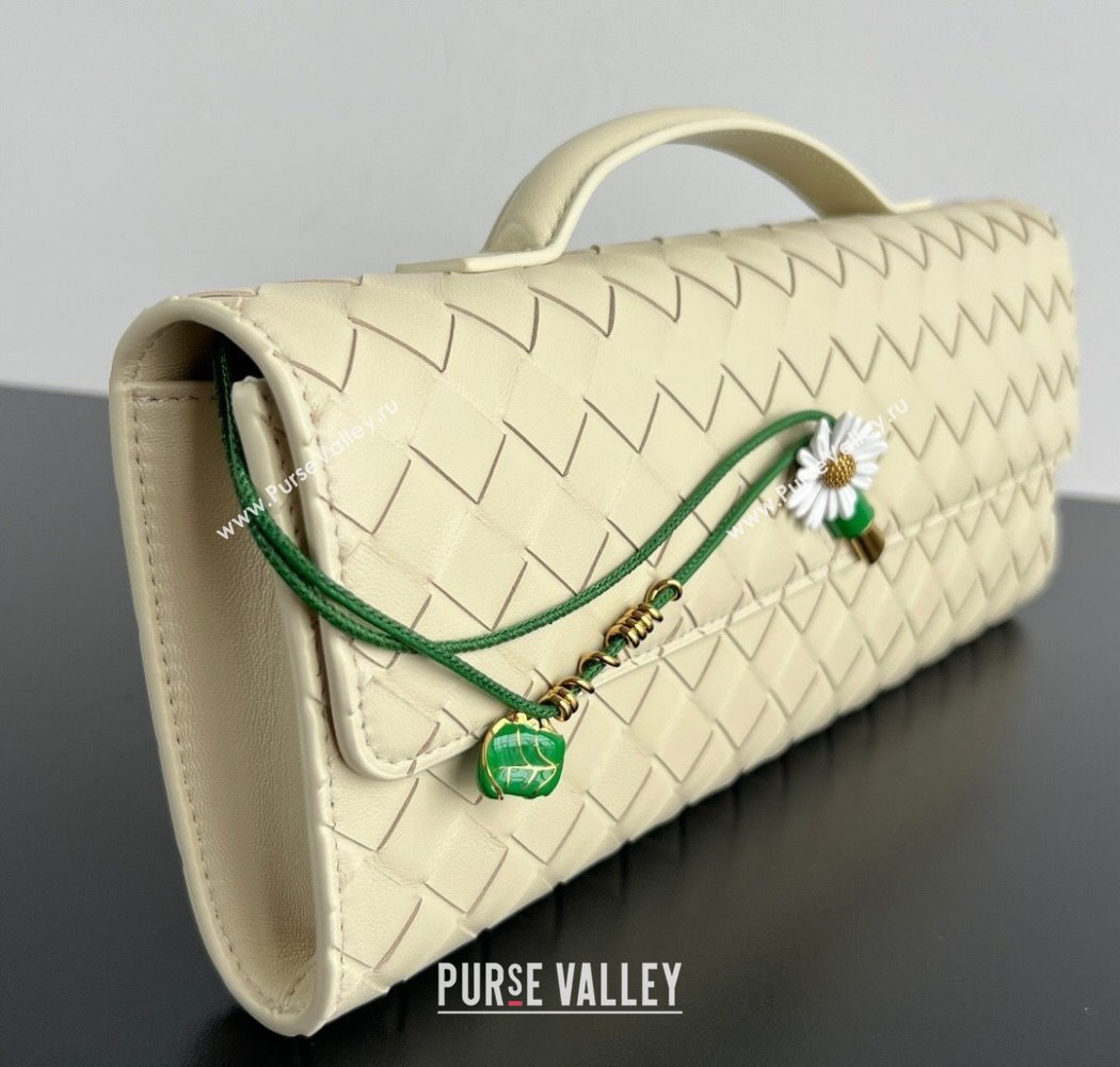 Bottega Veneta Andiamo Daisy Long Clutch Bag in Intrecciato Leather Sea Salt 2025 836810 (WT-250924024)