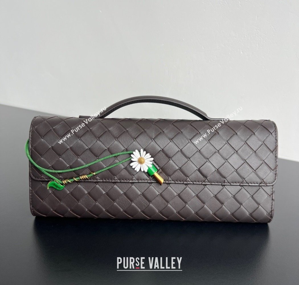 Bottega Veneta Andiamo Daisy Long Clutch Bag in Intrecciato Leather Fondant Brown 2025 836810 (WT-250924025)