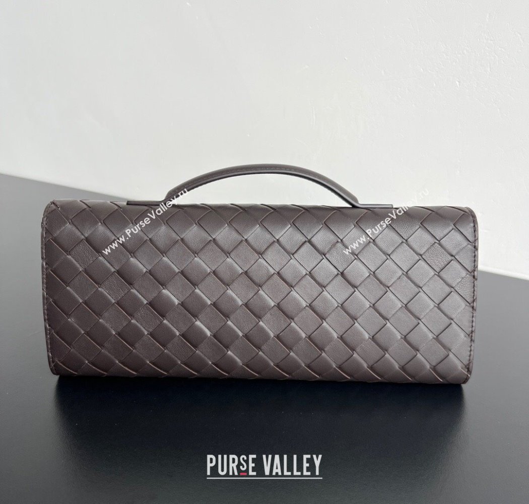 Bottega Veneta Andiamo Daisy Long Clutch Bag in Intrecciato Leather Fondant Brown 2025 836810 (WT-250924025)