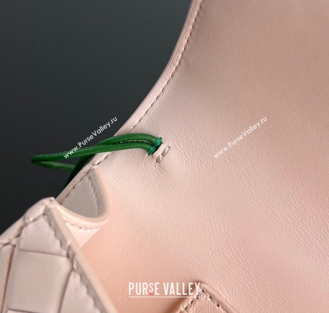 Bottega Veneta Andiamo Daisy Long Clutch Bag in Intrecciato Leather Seashell Pink 2025 836810 (WT-250924026)