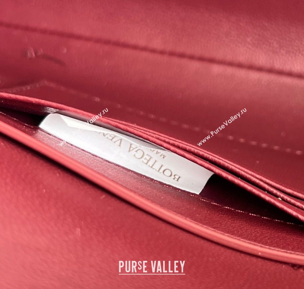 Bottega Veneta Andiamo Daisy Long Clutch Bag in Intrecciato Leather Barolo Red 2025 836810 (WT-250924027)