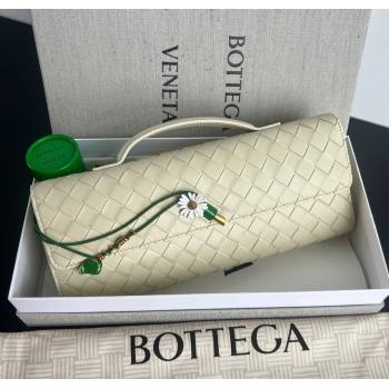 Bottega Veneta Andiamo Daisy Long Clutch Bag in Intrecciato Leather Sea Salt 2025 836810 (WT-250924024)