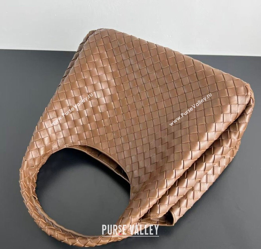 Bottega Veneta Large Campana Shoulder Bag in Intrecciato Leather Nocciola Brown 2025 844250 (WT-250924013)