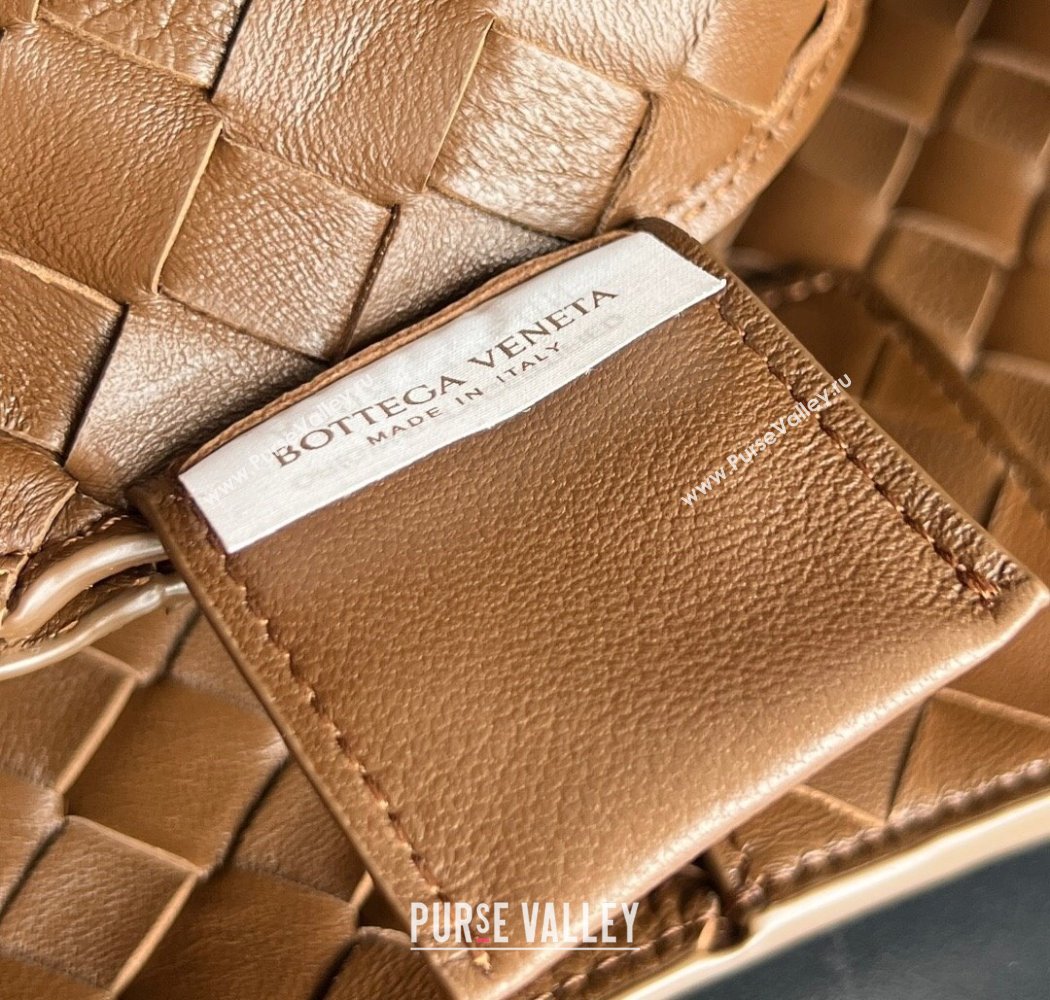 Bottega Veneta Large Campana Shoulder Bag in Intrecciato Leather Nocciola Brown 2025 844250 (WT-250924013)