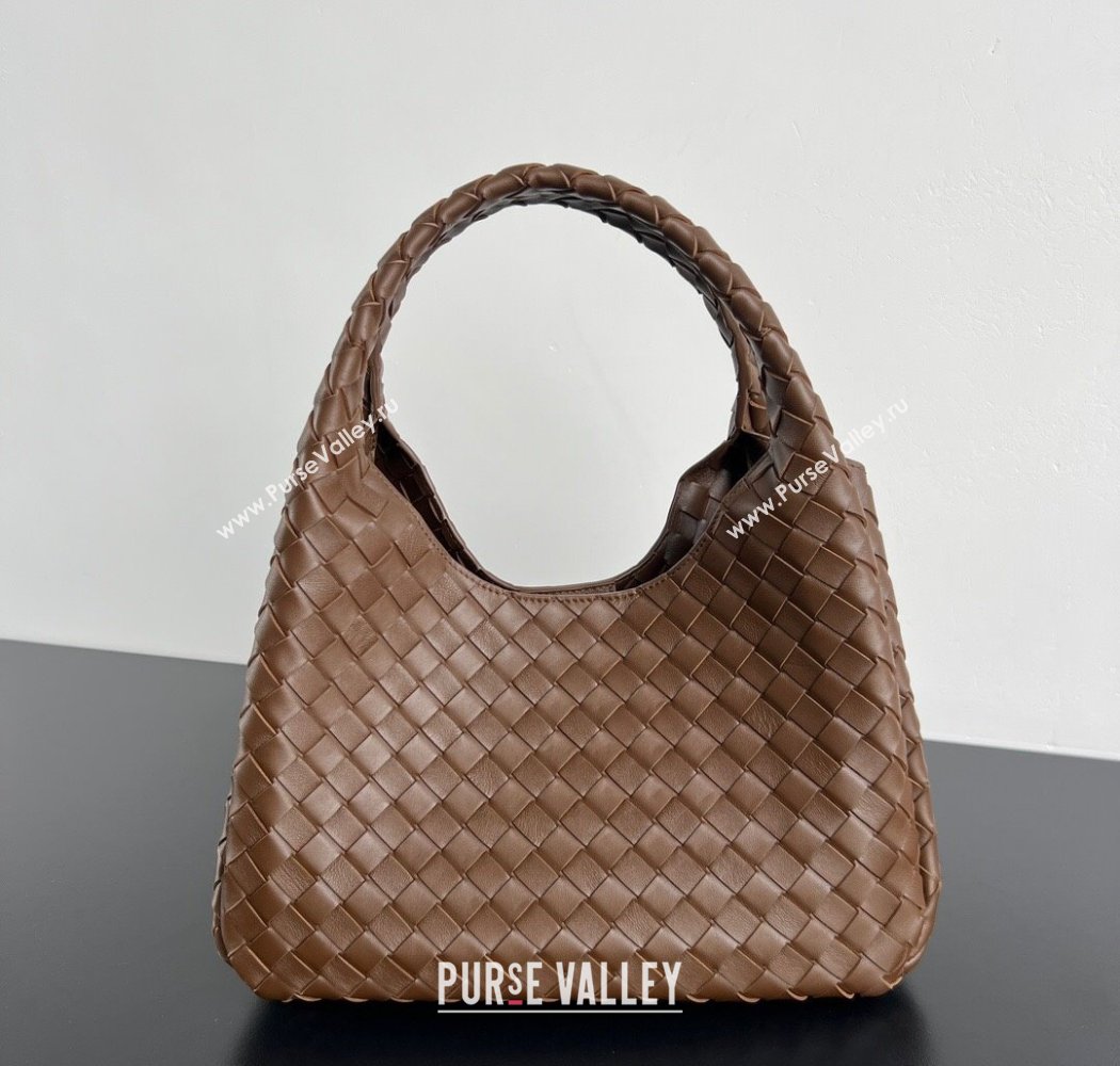 Bottega Veneta Campana Shoulder Bag in Intrecciato Leather Nocciola Brown 2025 844249 (WT-250924005)