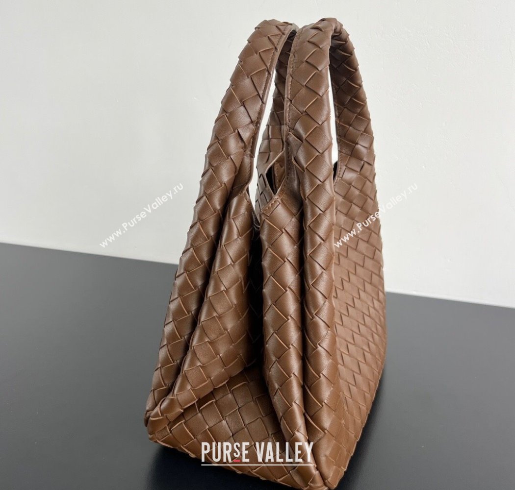 Bottega Veneta Campana Shoulder Bag in Intrecciato Leather Nocciola Brown 2025 844249 (WT-250924005)