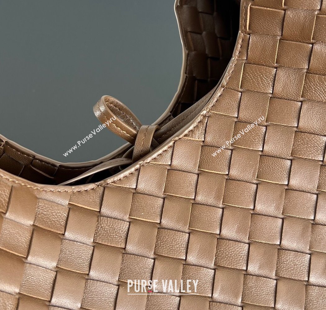 Bottega Veneta Campana Shoulder Bag in Intrecciato Leather Nocciola Brown 2025 844249 (WT-250924005)