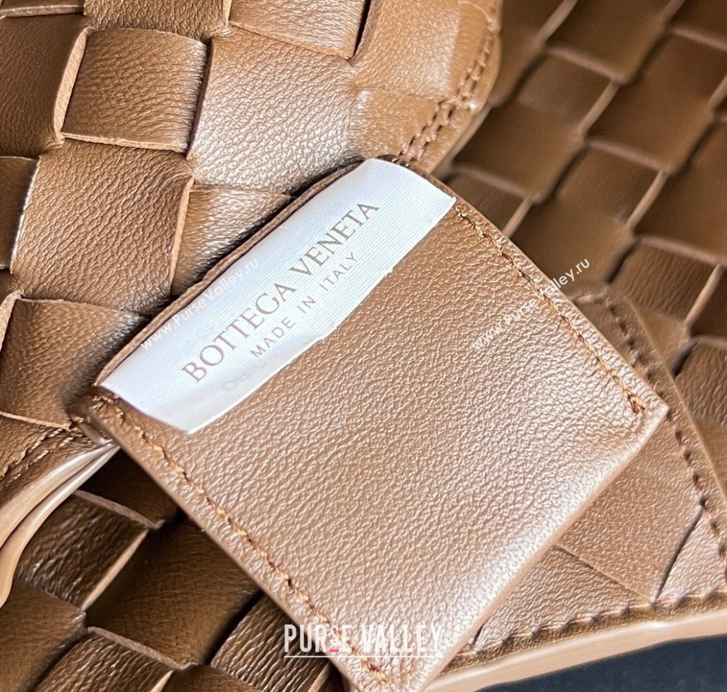 Bottega Veneta Campana Shoulder Bag in Intrecciato Leather Nocciola Brown 2025 844249 (WT-250924005)