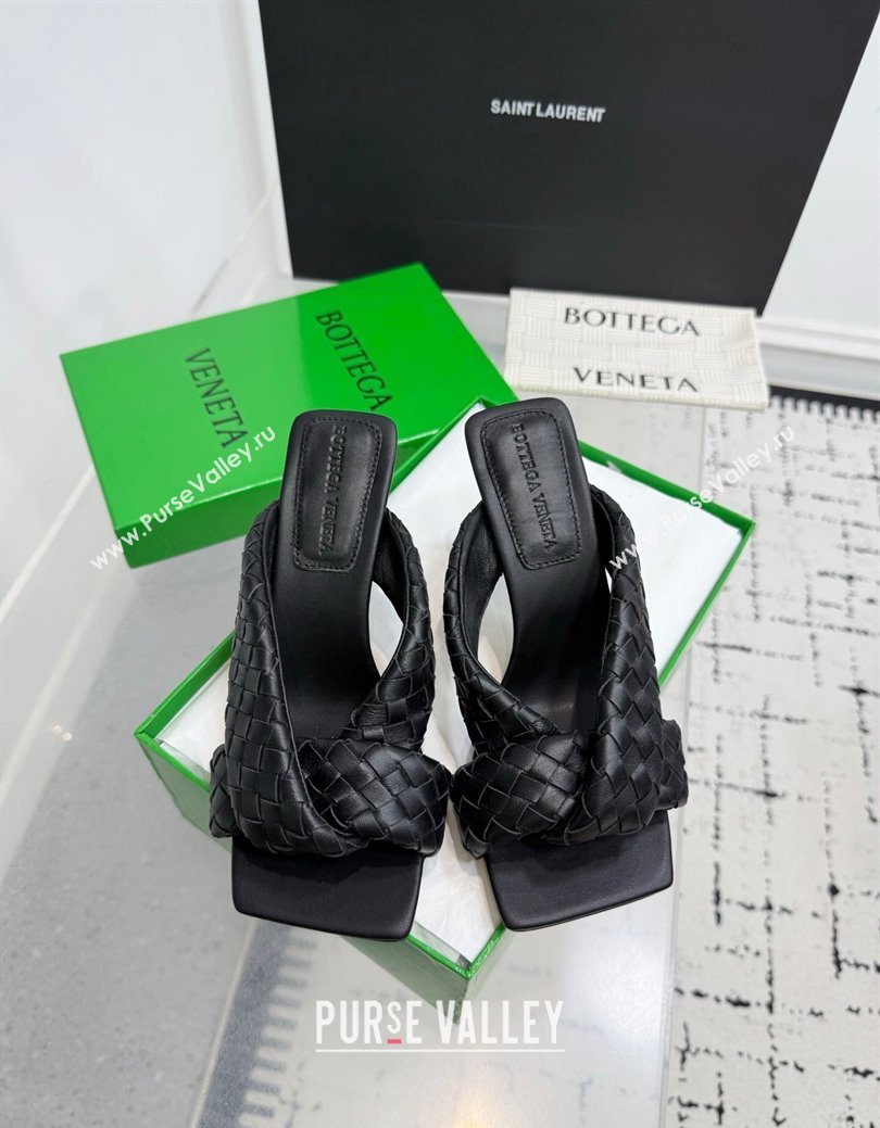 Bottega Veneta Riva Heel Slides Sandal 9cm in Woven Leather Black 2025 (KER-251027155)