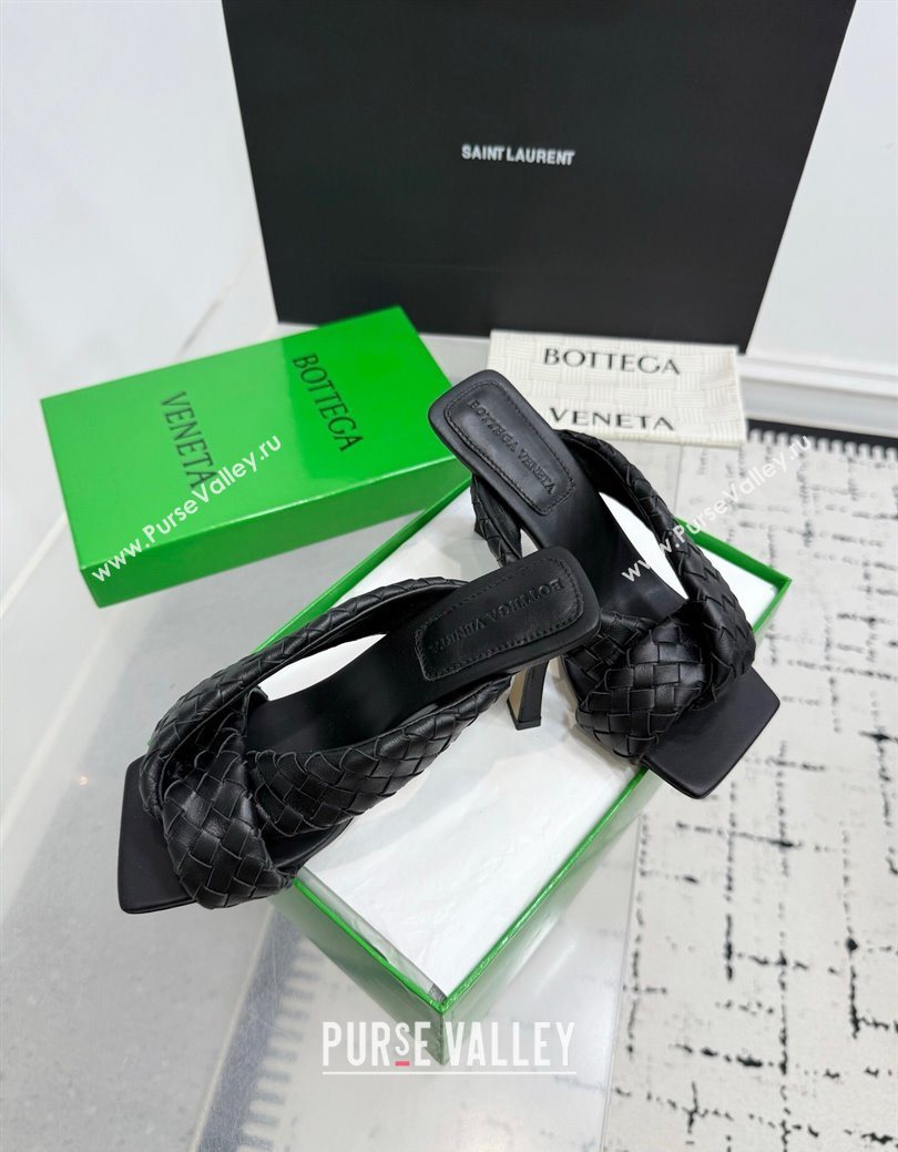 Bottega Veneta Riva Heel Slides Sandal 9cm in Woven Leather Black 2025 (KER-251027155)