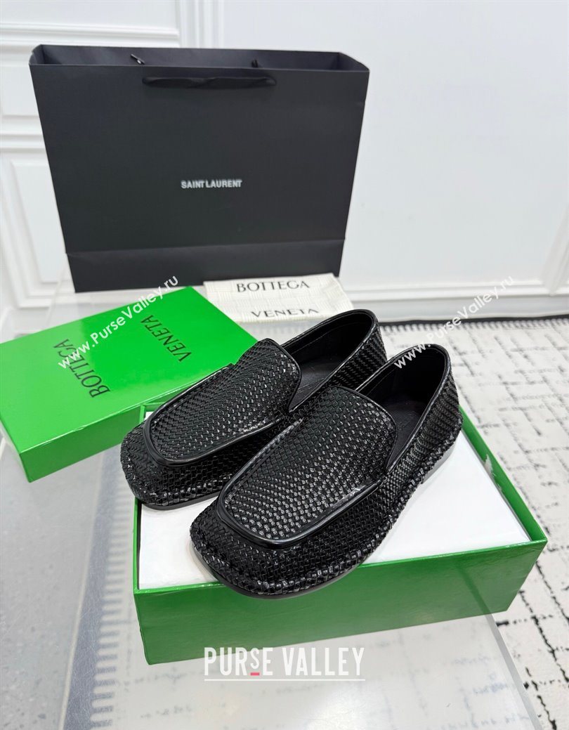 Bottega Veneta Daddy Loafers in Woven Leather Black 2025 (KER-251027145)