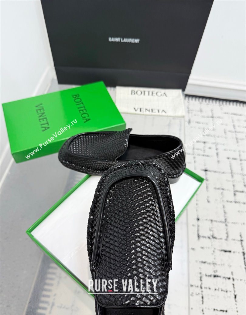 Bottega Veneta Daddy Loafers in Woven Leather Black 2025 (KER-251027145)