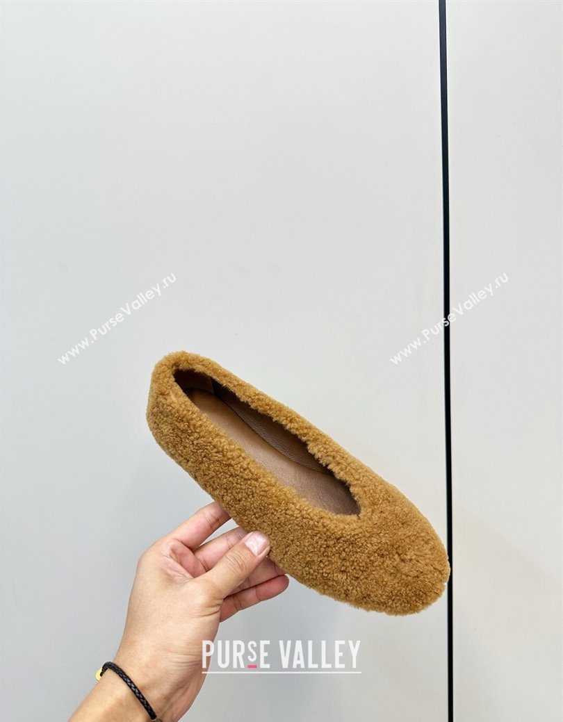 Bottega Veneta Rosa Ballerina Flat in Shearling Brown 2025 (MD-251027146)