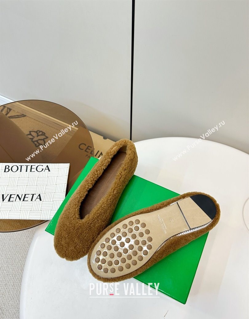 Bottega Veneta Rosa Ballerina Flat in Shearling Brown 2025 (MD-251027146)