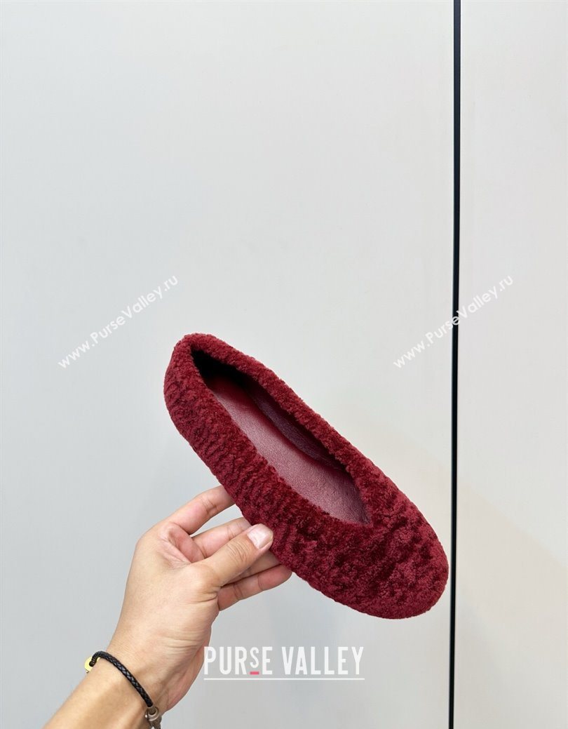 Bottega Veneta Rosa Ballerina Flat in Shearling Burgundy 2025 (MD-251027147)
