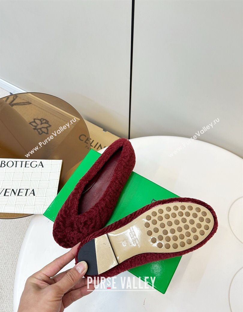 Bottega Veneta Rosa Ballerina Flat in Shearling Burgundy 2025 (MD-251027147)