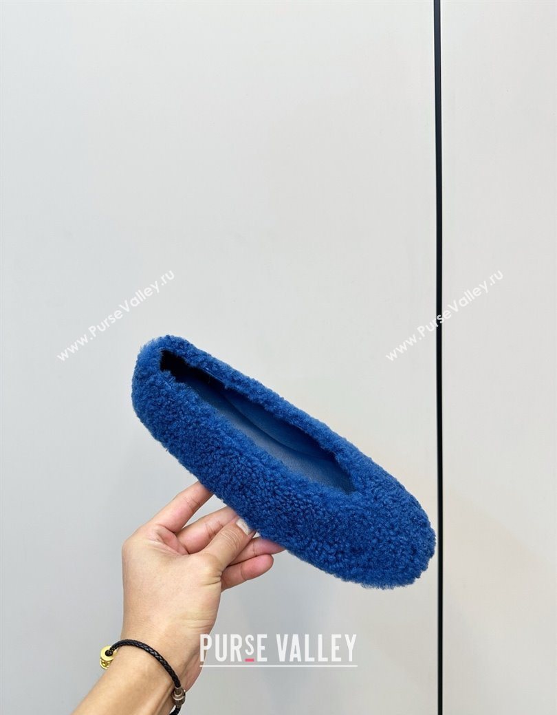 Bottega Veneta Rosa Ballerina Flat in Shearling Blue 2025 (MD-251027148)