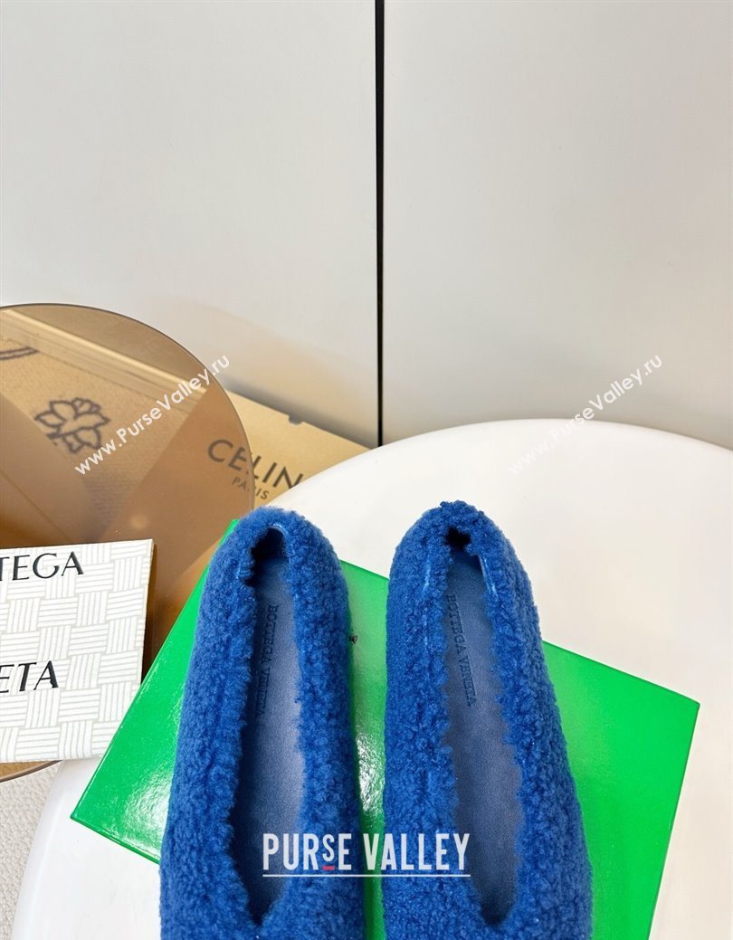 Bottega Veneta Rosa Ballerina Flat in Shearling Blue 2025 (MD-251027148)