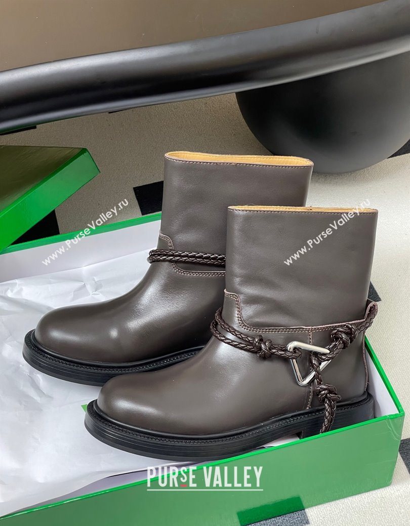 Bottega Veneta James Leather Flat Ankle Boots with Triangle Buckle Fondant Brown 2025 (MD-251027140)