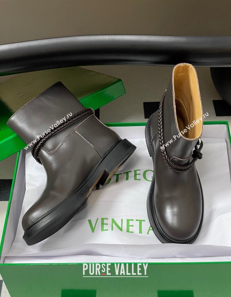 Bottega Veneta James Leather Flat Ankle Boots with Triangle Buckle Fondant Brown 2025 (MD-251027140)