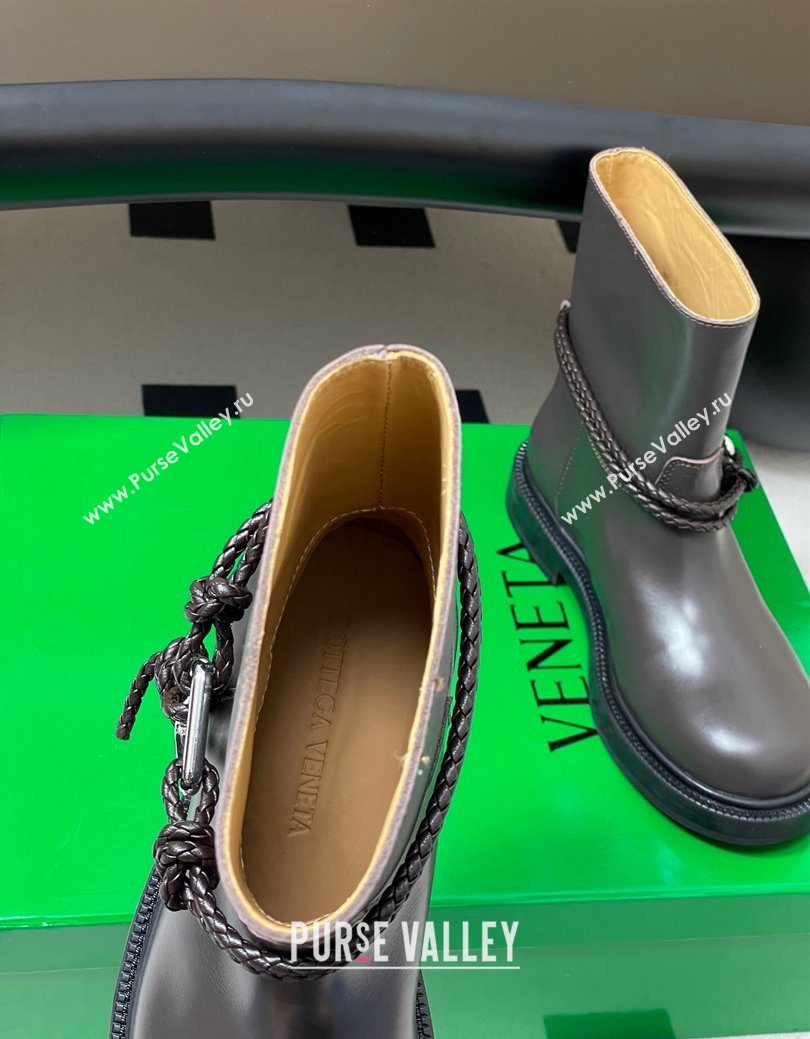 Bottega Veneta James Leather Flat Ankle Boots with Triangle Buckle Fondant Brown 2025 (MD-251027140)