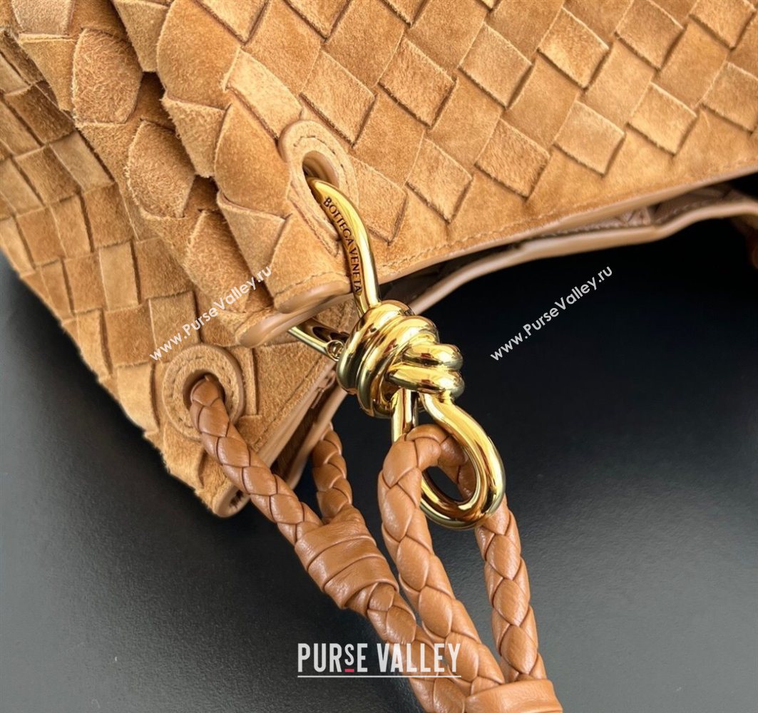 Bottega Veneta Parachute Medium Shoulder Bag in Intrecciato Suede Amber Brown 2025 835921 (WT-251119018)