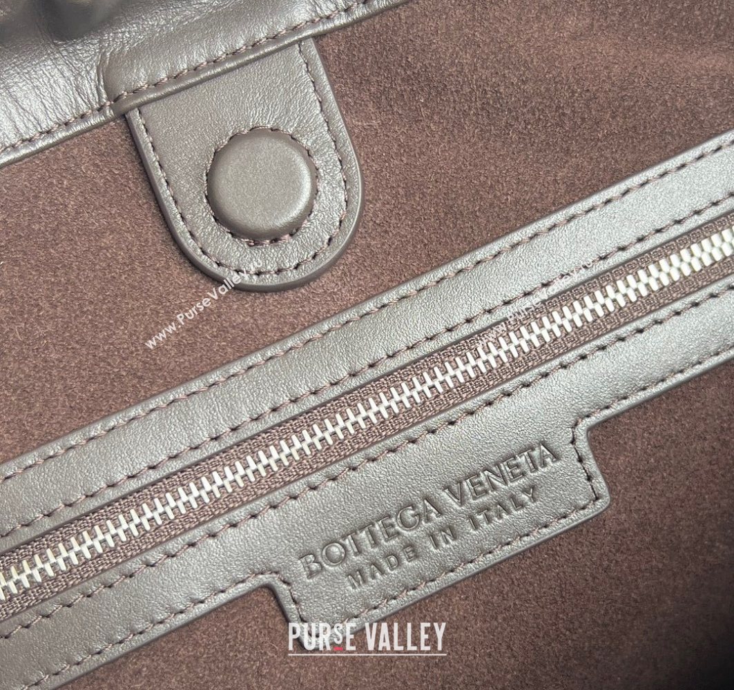 Bottega Veneta Mens Intrecciato Leather Biblioteca Bucket Bag Cypress Green 2025 836020 (WT-251119019)