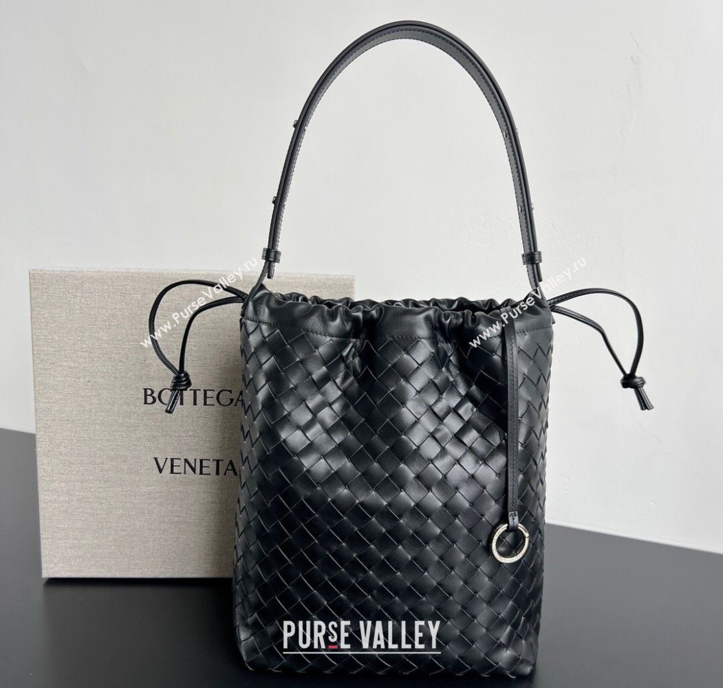 Bottega Veneta Mens Intrecciato Leather Biblioteca Bucket Bag Black 2025 836020 (WT-251119020)