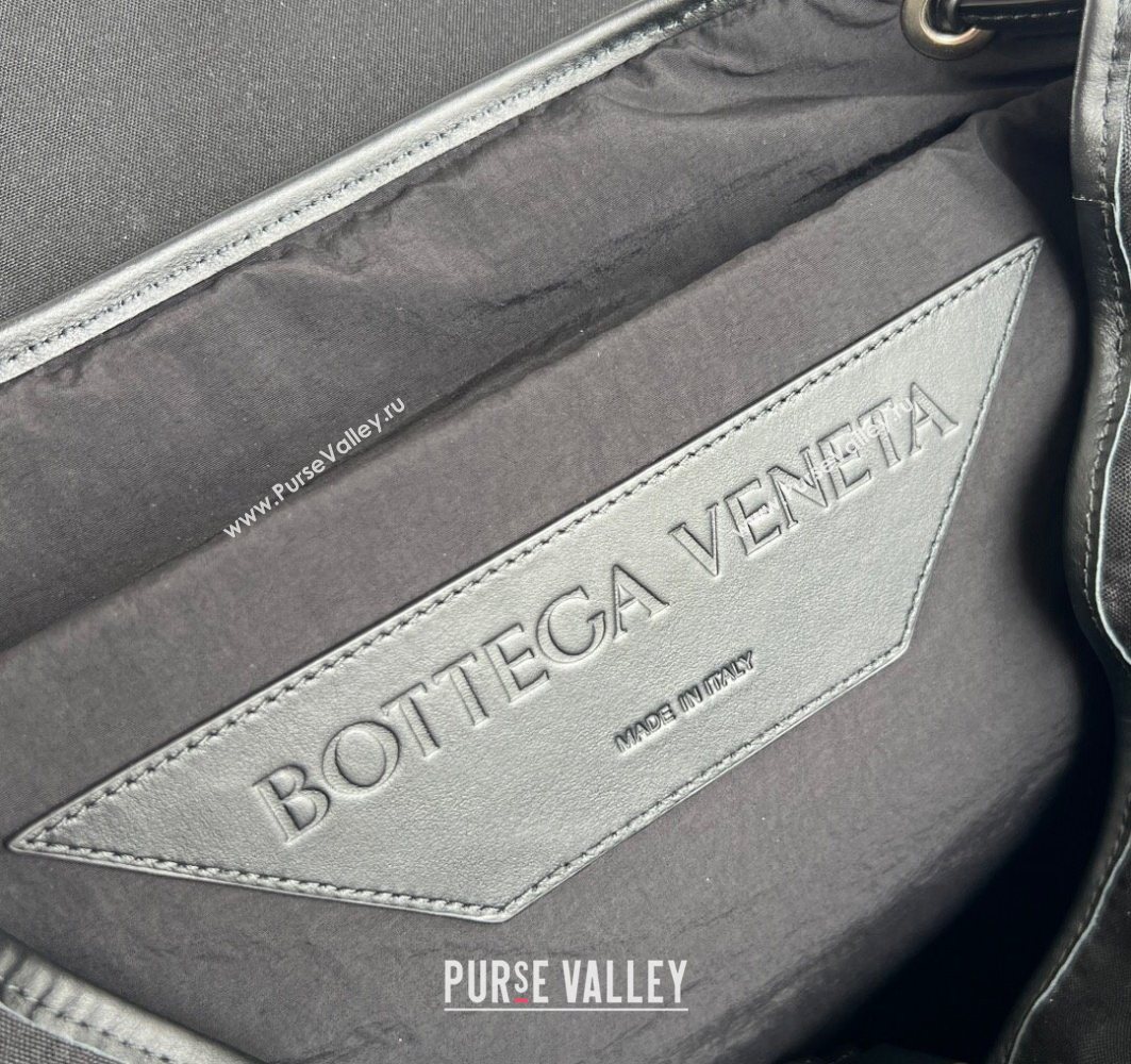 Bottega Veneta Mens Crossroad Multipocket Backpack Bag in Nylon Black 2025 837377 (WT-251119023)