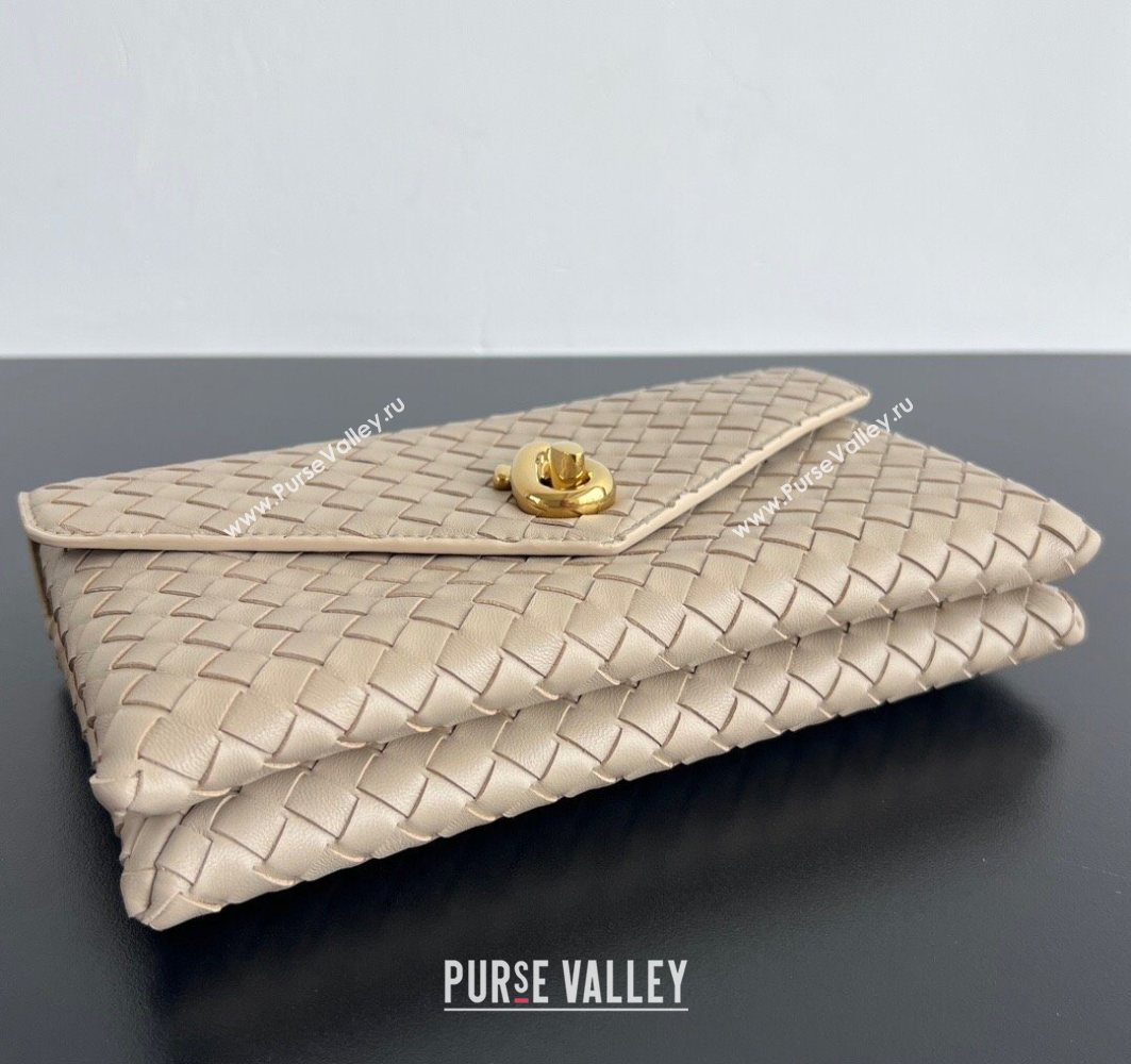 Bottega Veneta Knot Lock Cross-body Bag in Intrecciato Leather Light Beige 2025 817191 (WT-251119029)
