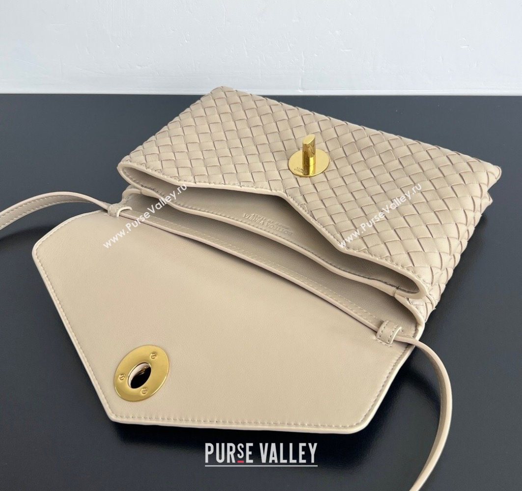 Bottega Veneta Knot Lock Cross-body Bag in Intrecciato Leather Light Beige 2025 817191 (WT-251119029)