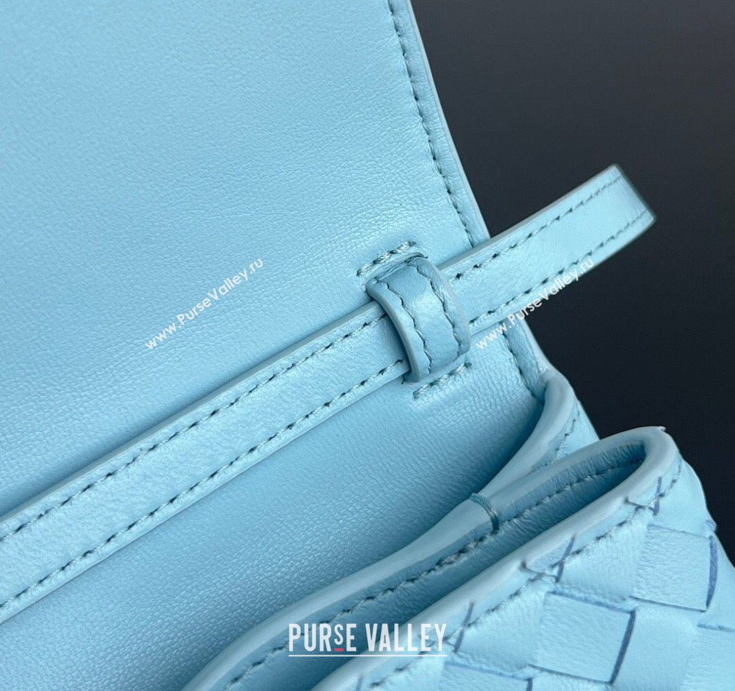 Bottega Veneta Knot Lock Cross-body Bag in Intrecciato Leather Sky Blue 2025 817191 (WT-251119030)
