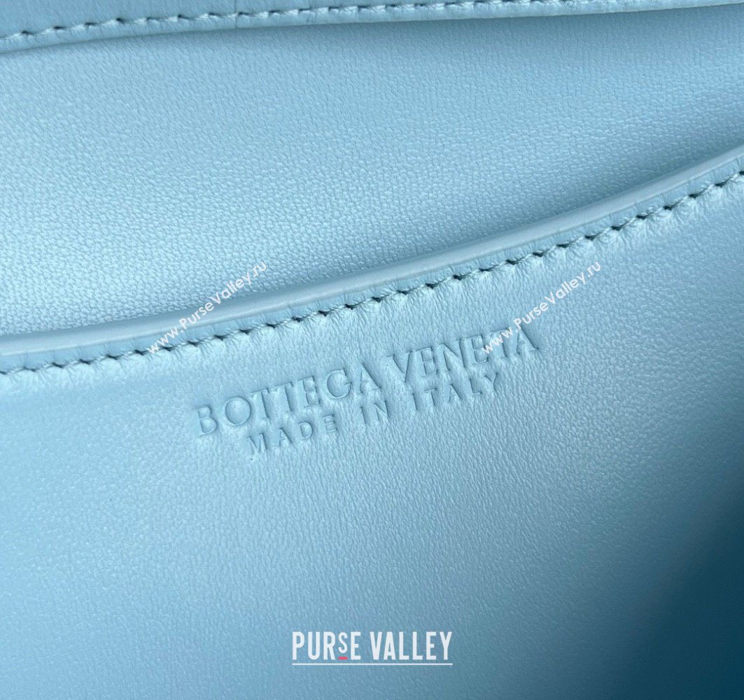Bottega Veneta Knot Lock Cross-body Bag in Intrecciato Leather Sky Blue 2025 817191 (WT-251119030)