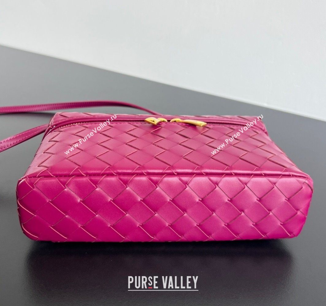 Bottega Veneta Bang Bang Vanity Case in Intrecciato Leather Cinnabar Red 2025 789109 (WT-251119009)