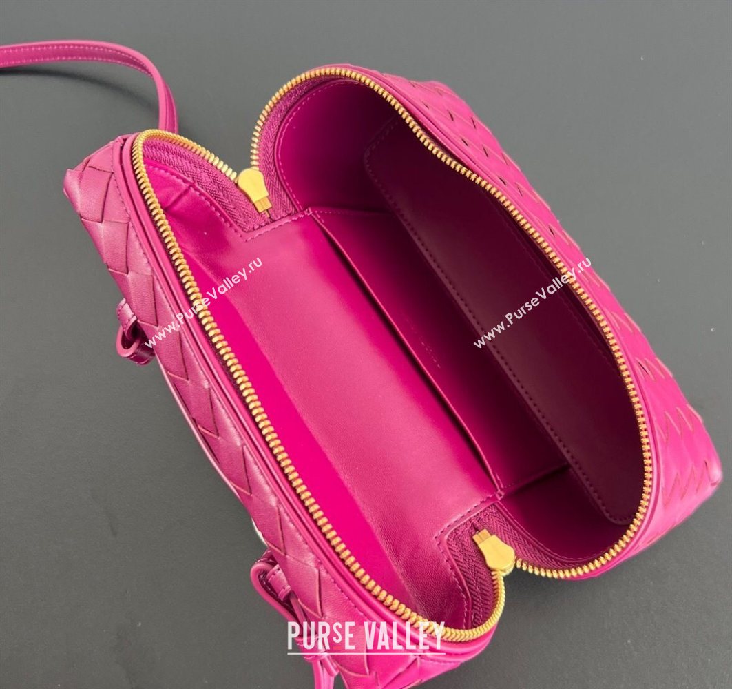 Bottega Veneta Bang Bang Vanity Case in Intrecciato Leather Cinnabar Red 2025 789109 (WT-251119009)