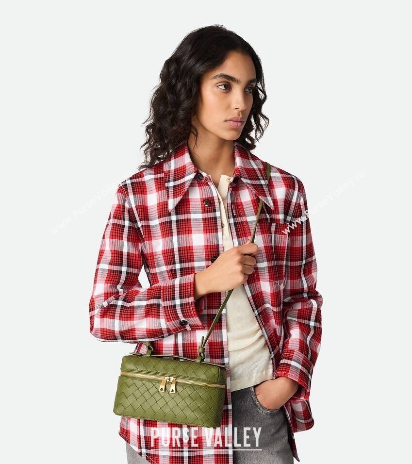 Bottega Veneta Bang Bang Vanity Case in Intrecciato Leather Pinecone Brown 2025 789109 (WT-251119012)