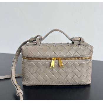 Bottega Veneta Bang Bang Vanity Case in Intrecciato Leather Pinecone Brown 2025 789109 (WT-251119012)