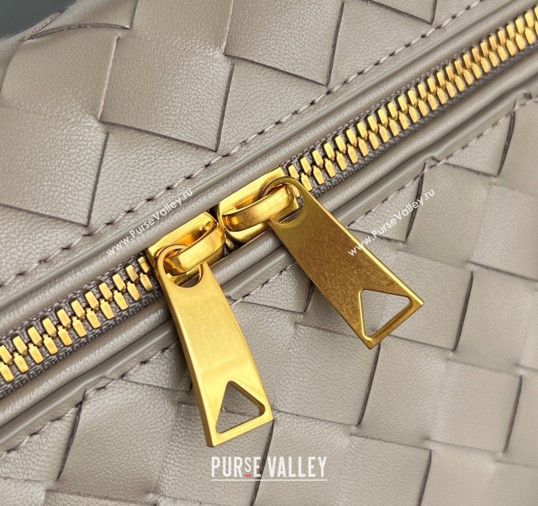 Bottega Veneta Bang Bang Vanity Case in Intrecciato Leather Pinecone Brown 2025 789109 (WT-251119012)