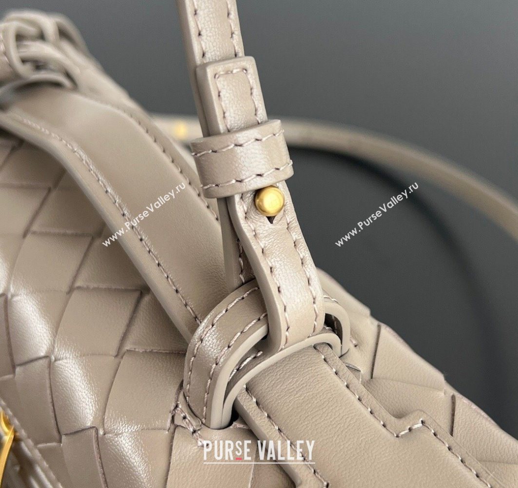 Bottega Veneta Bang Bang Vanity Case in Intrecciato Leather Pinecone Brown 2025 789109 (WT-251119012)