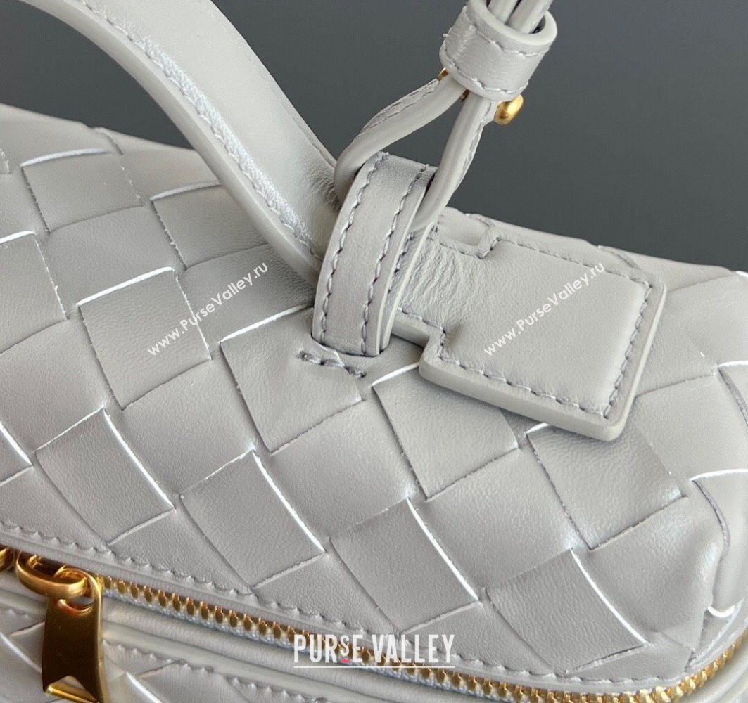 Bottega Veneta Bang Bang Vanity Case in Intrecciato Leather Silver Grey 2025 789109 (WT-251119014)