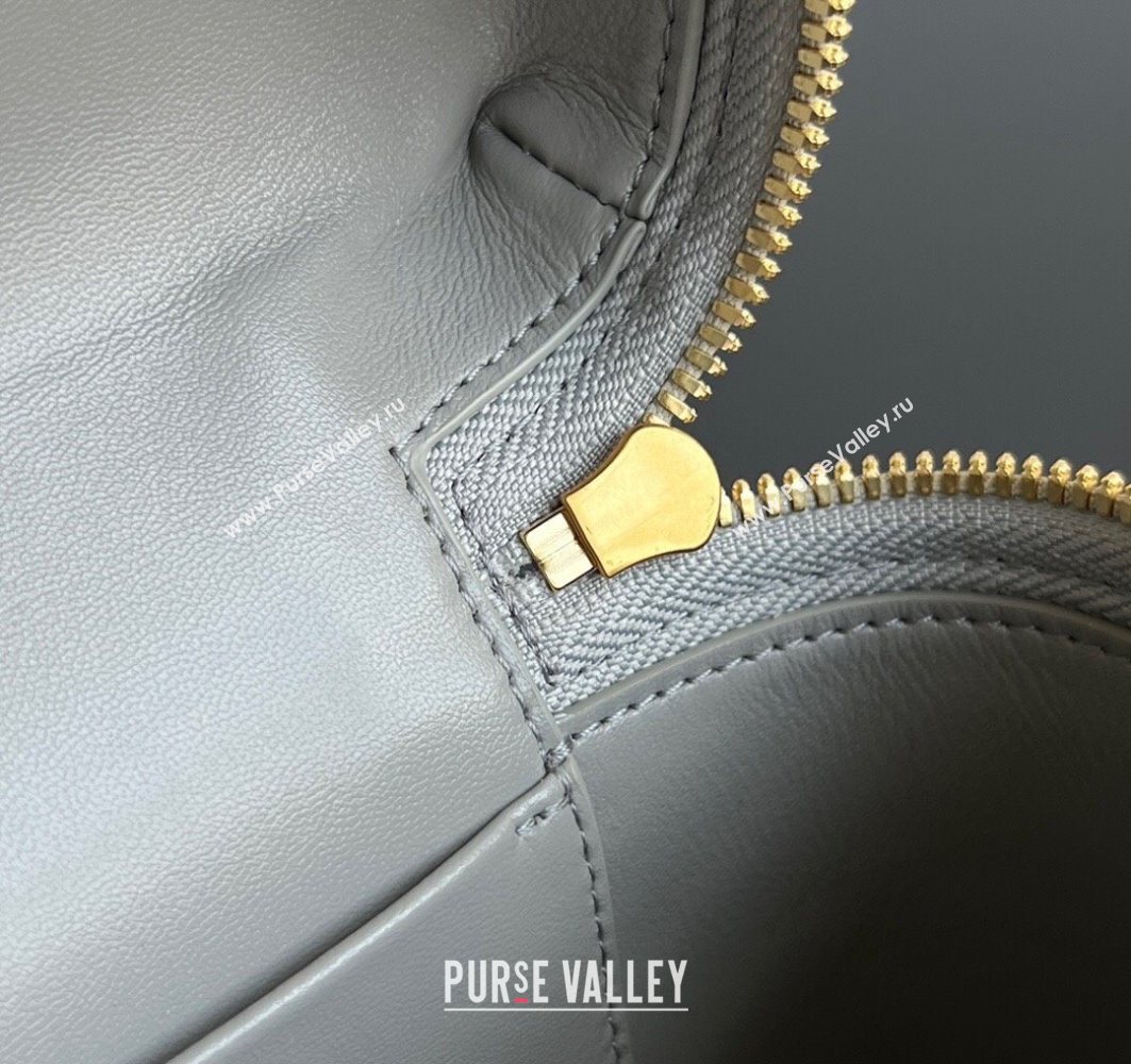 Bottega Veneta Bang Bang Vanity Case in Intrecciato Leather Silver Grey 2025 789109 (WT-251119014)