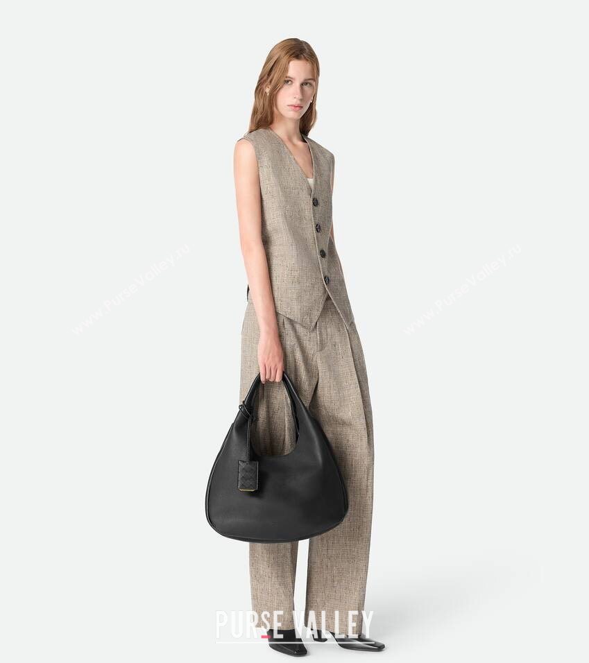 Bottega Veneta Large Campana Shoulder Bag in Grained Leather Black 2025 844251 (WT-251119058)