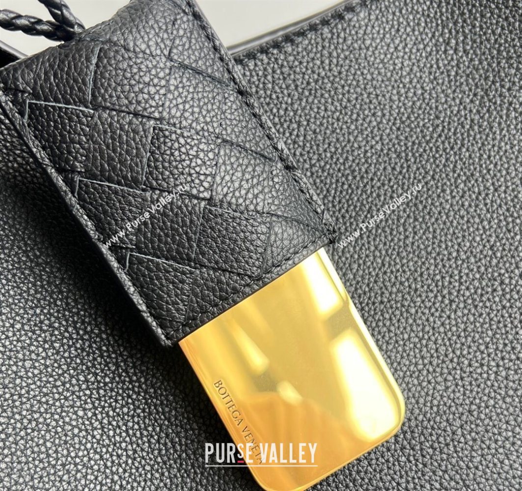 Bottega Veneta Large Campana Shoulder Bag in Grained Leather Black 2025 844251 (WT-251119058)