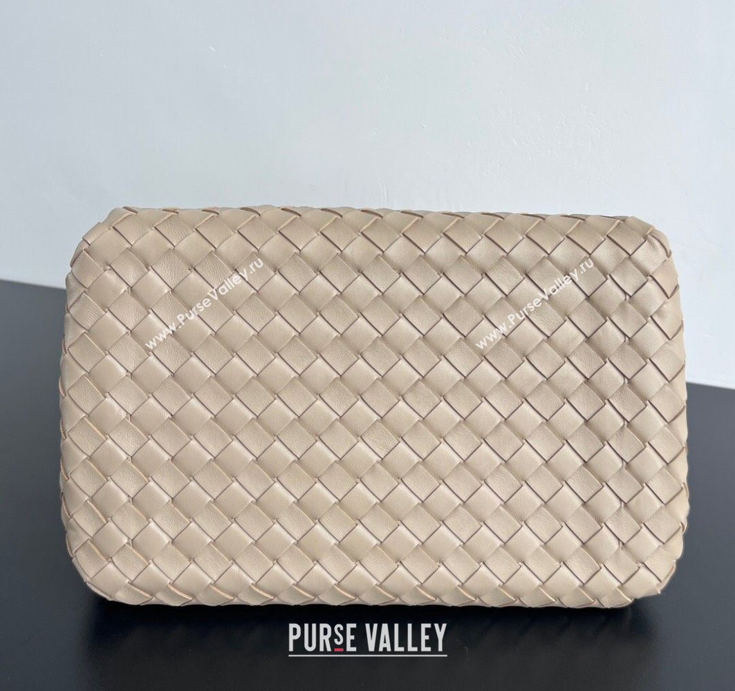 Bottega Veneta Large Parachute Shoulder Bag in Intrecciato Leather 796571 Ecru Beige 2025 (WT-251119059)
