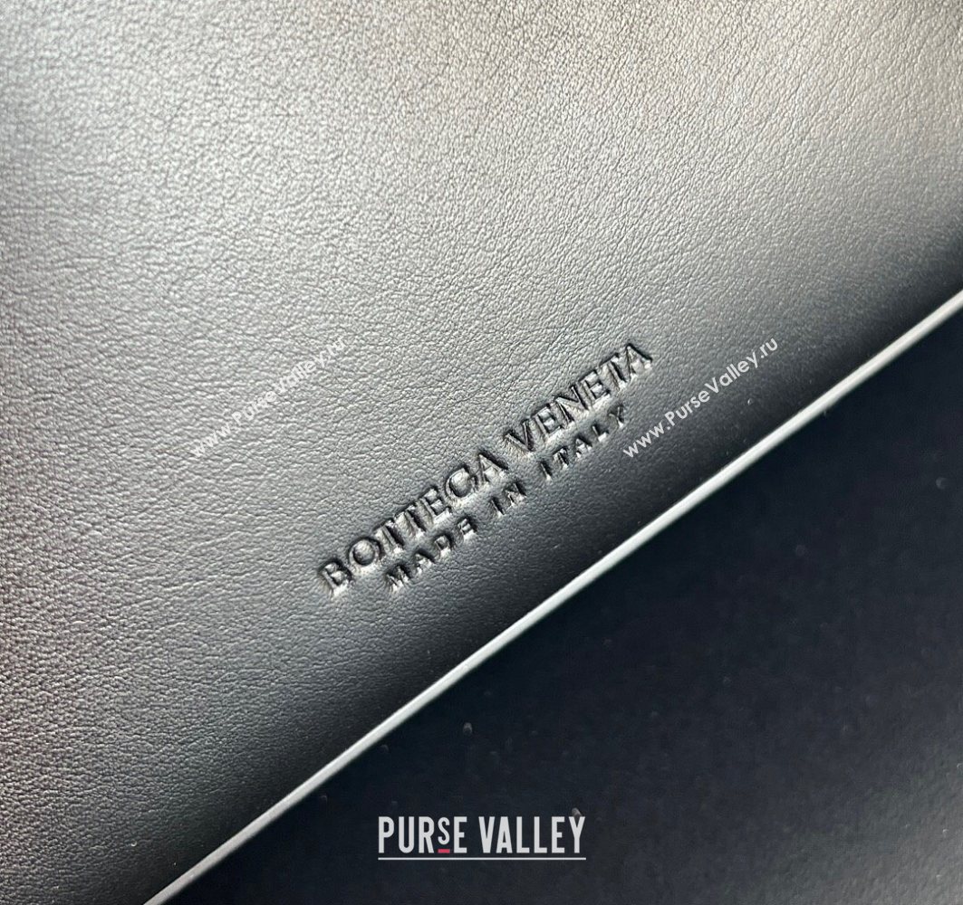 Bottega Veneta Andiamo Bucket Bag in Calf Leather Black 2025 844169 (WT-251119060)