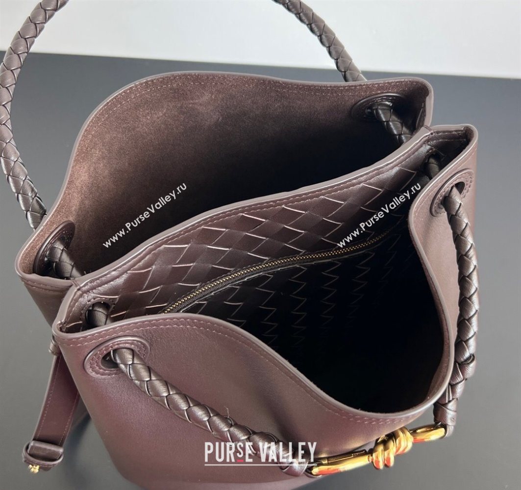 Bottega Veneta Andiamo Bucket Bag in Calf Leather Fondant Brown 2025 844169 (WT-251119062)