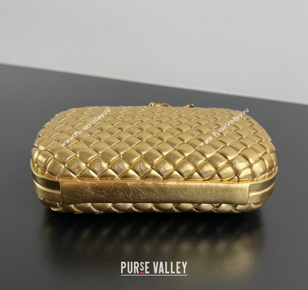Bottega Veneta Knot Bag in Intrecciato Leather with Flower Clasp Gold 2025 826183 (WT-251119066)