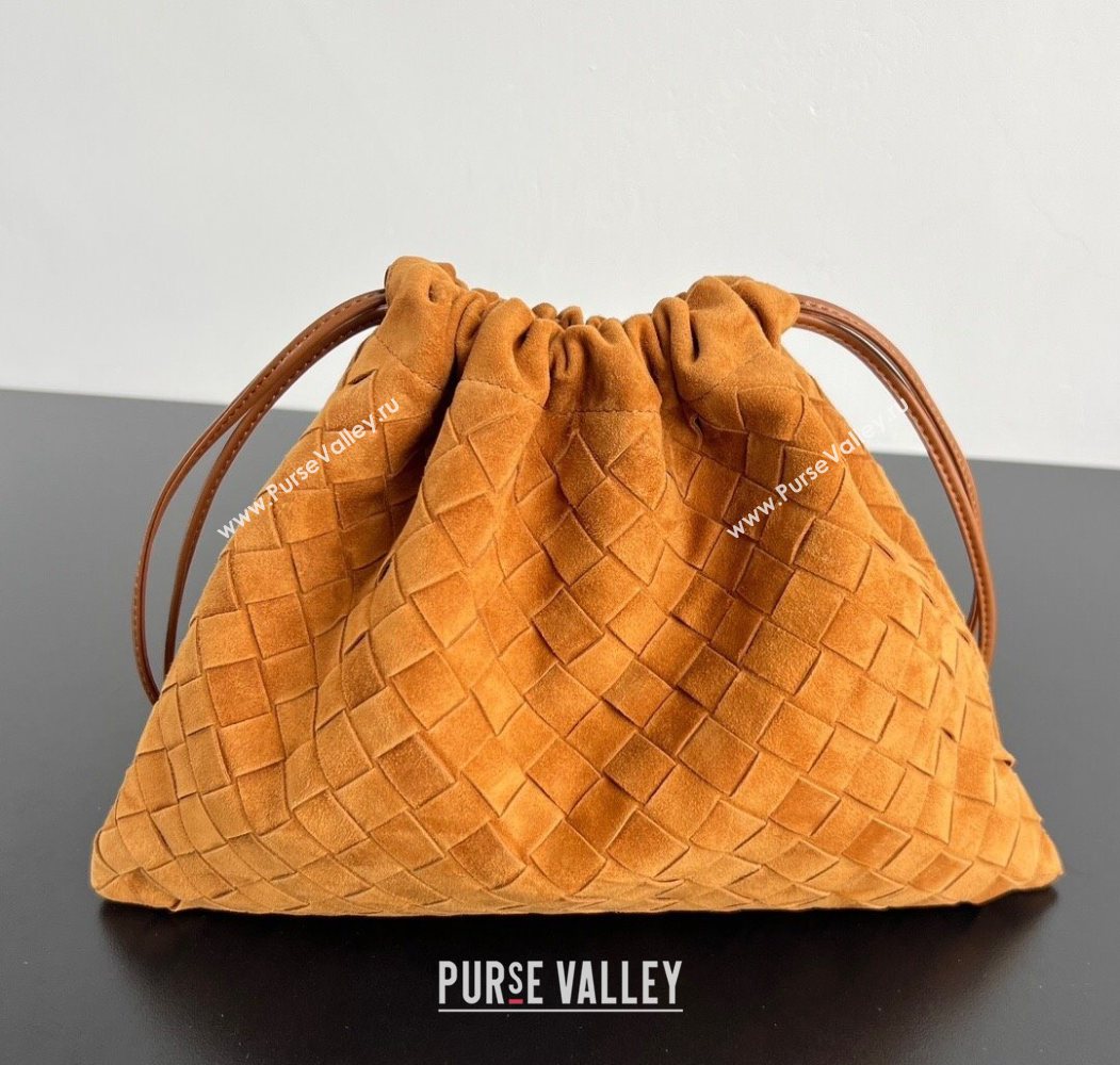 Bottega Veneta Medium Dustbag in Intrecciato Suede 796728 Amber Brown 2025 (WT-251119006)