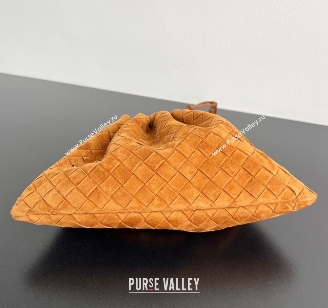 Bottega Veneta Medium Dustbag in Intrecciato Suede 796728 Amber Brown 2025 (WT-251119006)