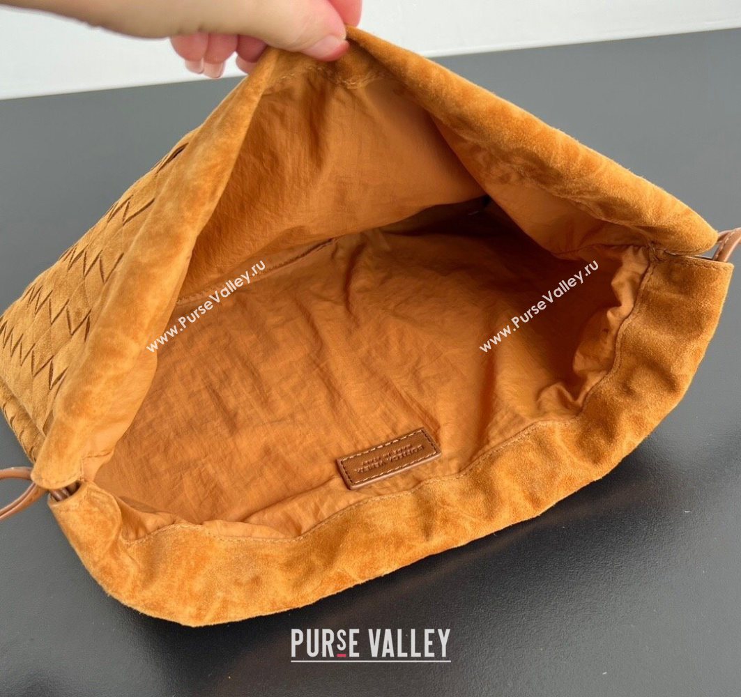 Bottega Veneta Medium Dustbag in Intrecciato Suede 796728 Amber Brown 2025 (WT-251119006)